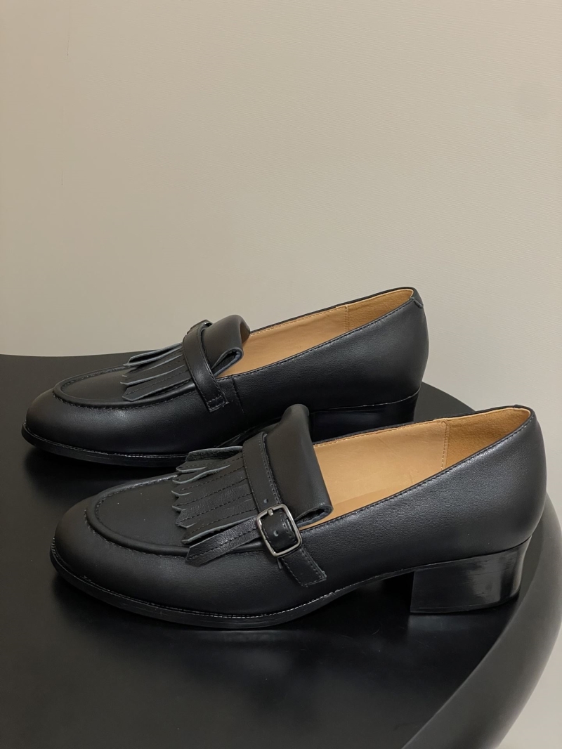 L0r0 P1ana loafers
